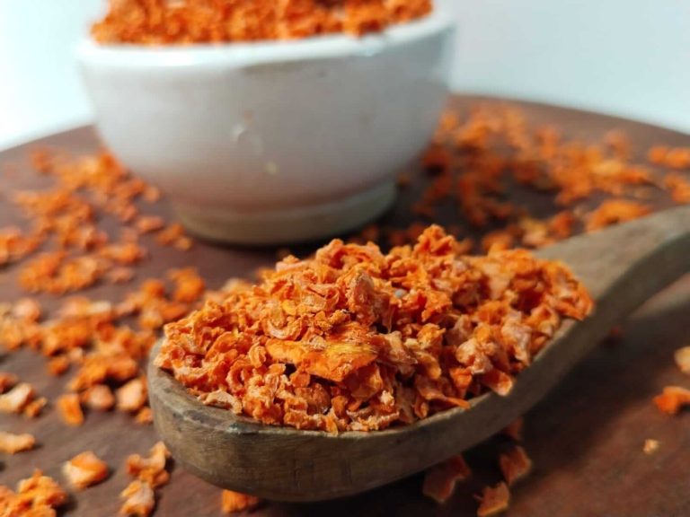 dehydrated carrot cubes